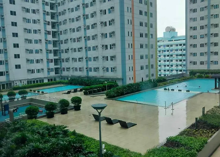 5th Floor Tower D Typed Unit With Ac, Netflix And Unlimited Wifi Access *