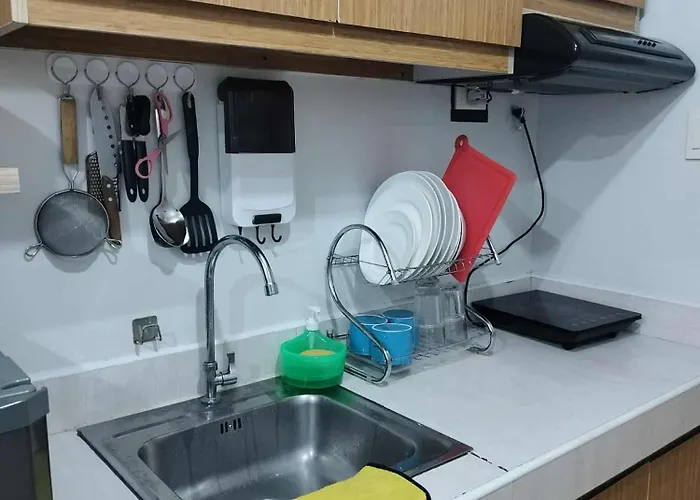 5th Floor Tower D Typed Unit With Ac, Netflix And Unlimited Wifi Access * Manila