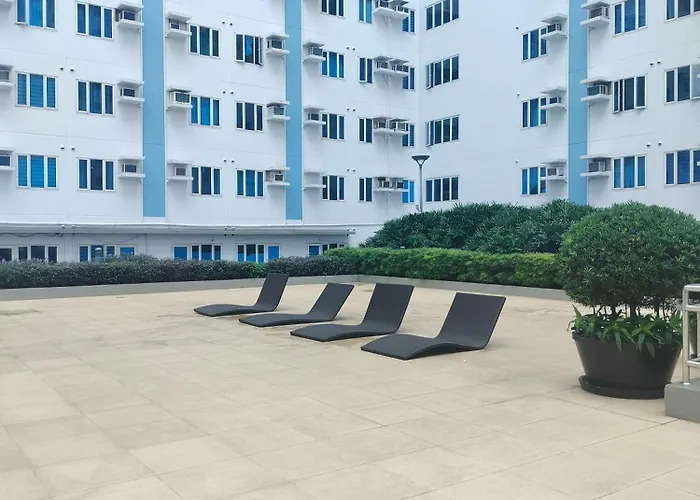 5th Floor Tower D Typed Unit With Ac, Netflix And Unlimited Wifi Access *